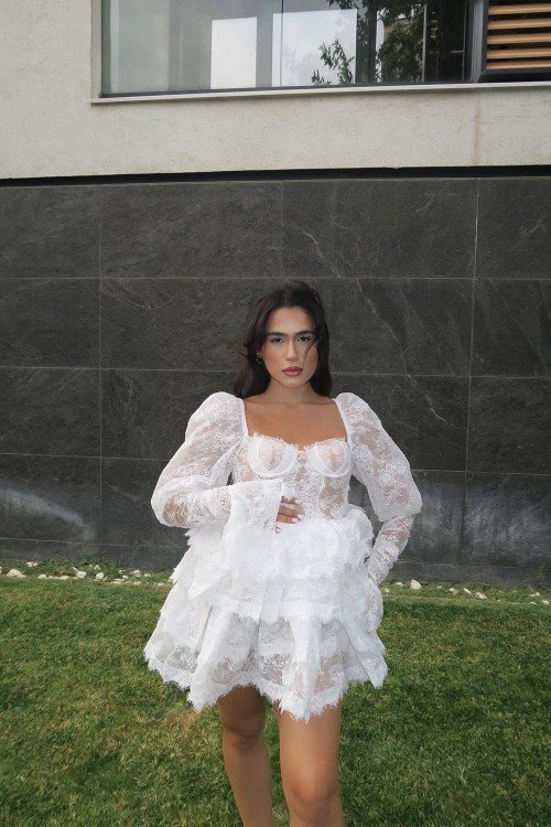 Романтична дантелена рокля White Muse